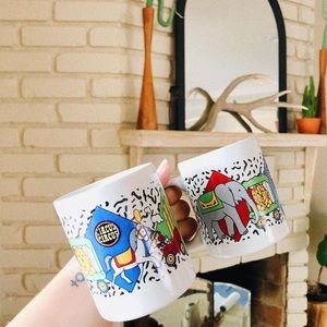 Vtg circus circus mugs
